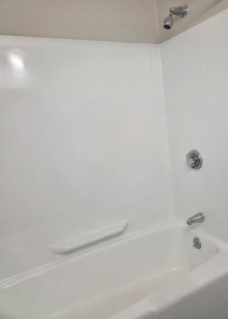 Middletown Apartment: 3 Admiralty Drive
