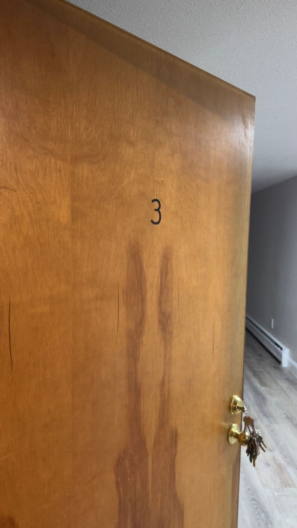 Gardner Apartment: 90 Ridgewood Lane