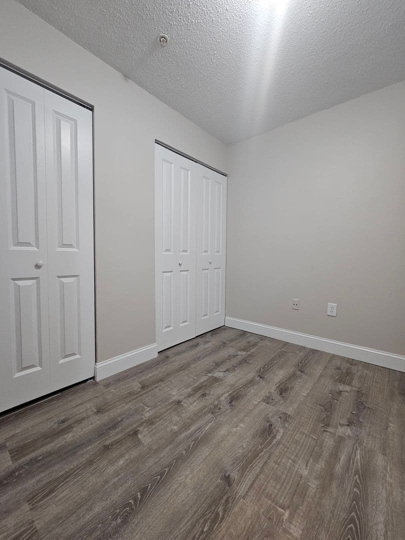 Fall River Apartment: 2 Weaver Street
