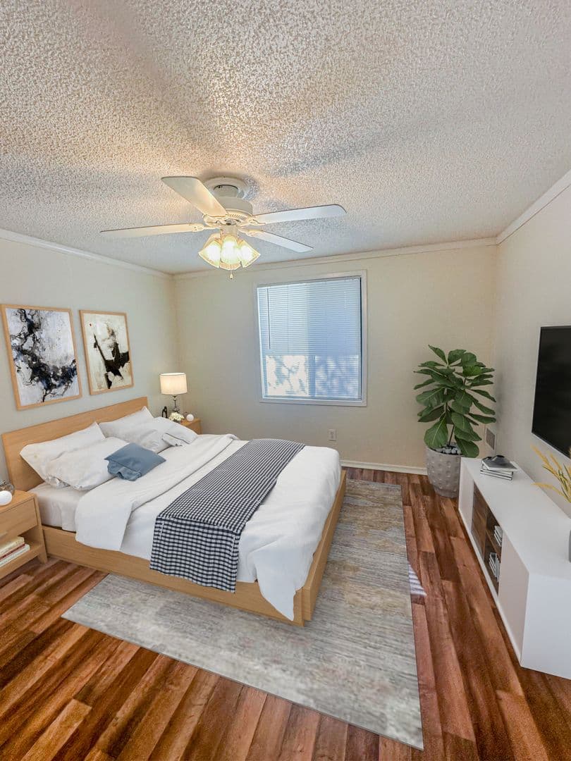Fort Gratiot Apartment: 3108 Keewahdin road