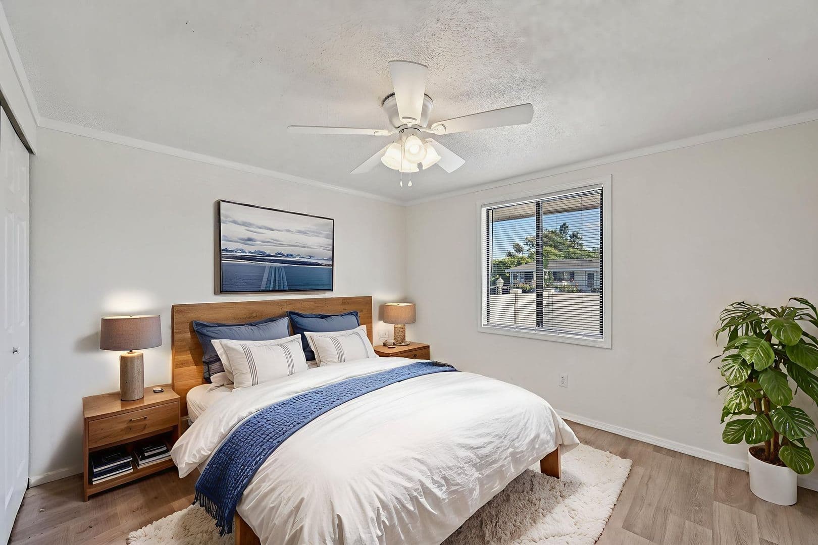 Venice Apartment: 1020 Capri Isles Boulevard