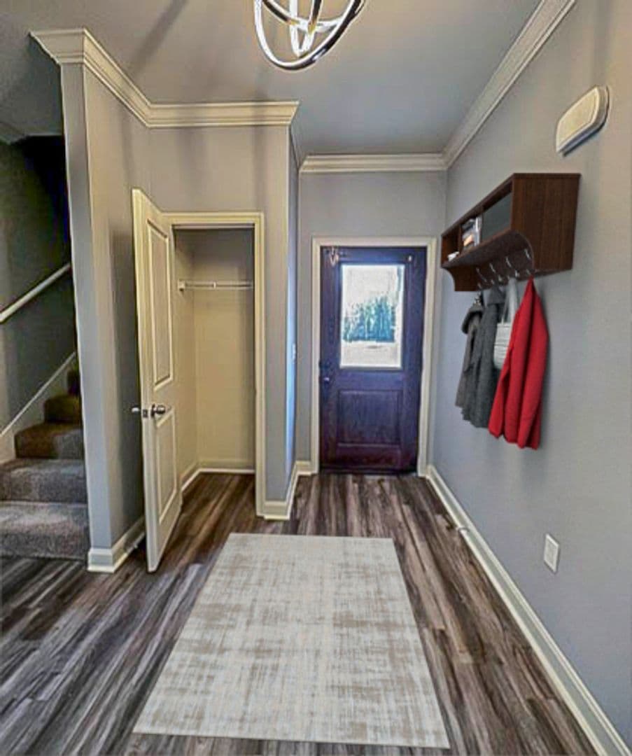 Columbus Apartment: 506 Holly Hills Road