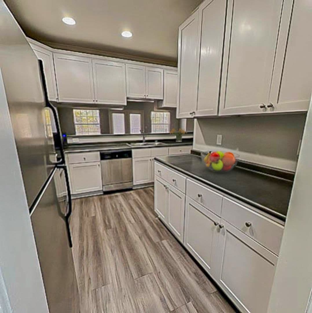 Columbus Apartment: 506 Holly Hills Road