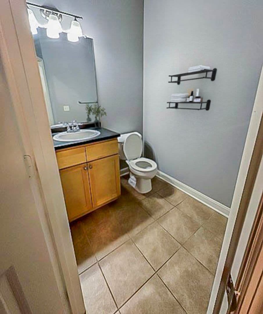 Columbus Apartment: 506 Holly Hills Road