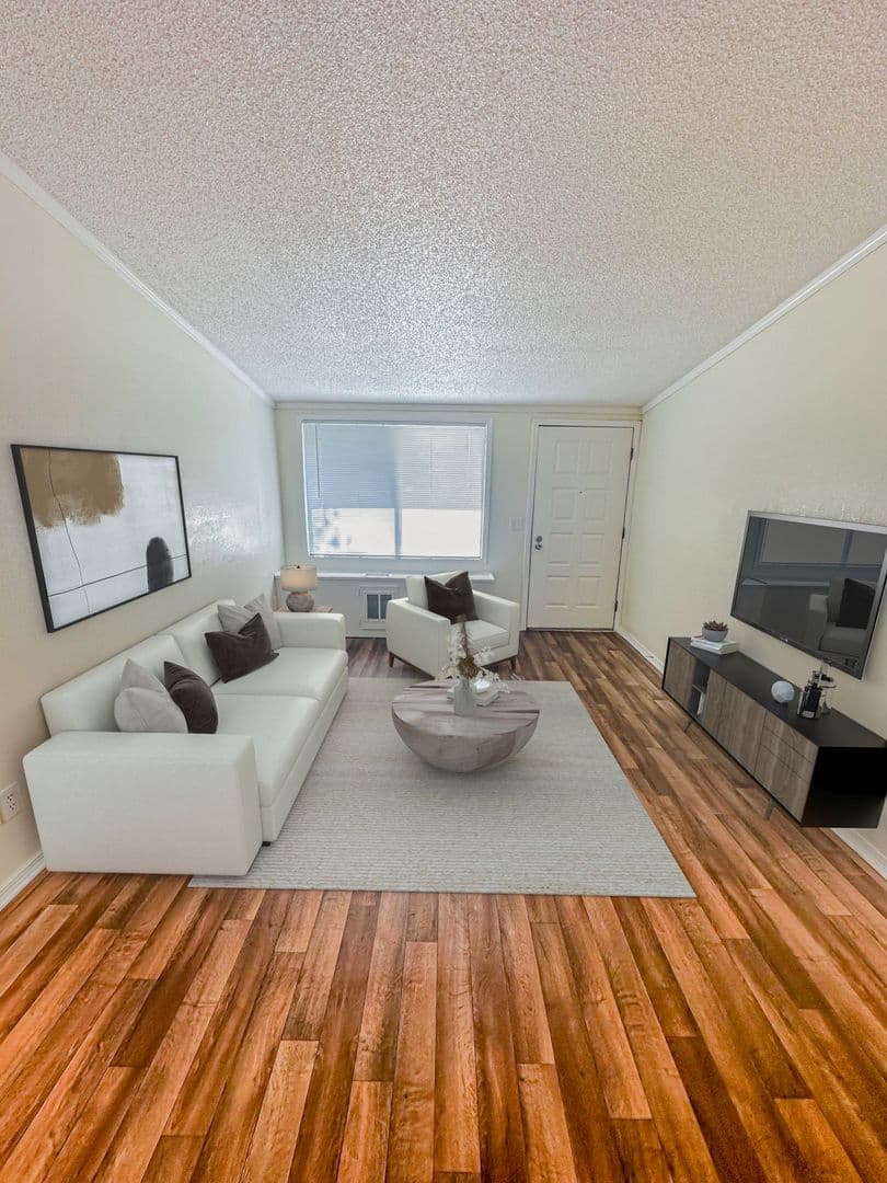 Fort Gratiot Apartment: 3108 Keewahdin road