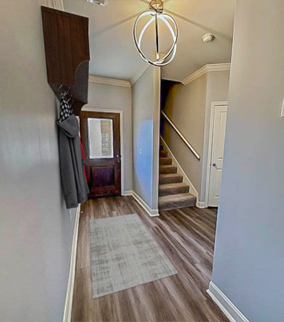 Columbus Apartment: 506 Holly Hills Road