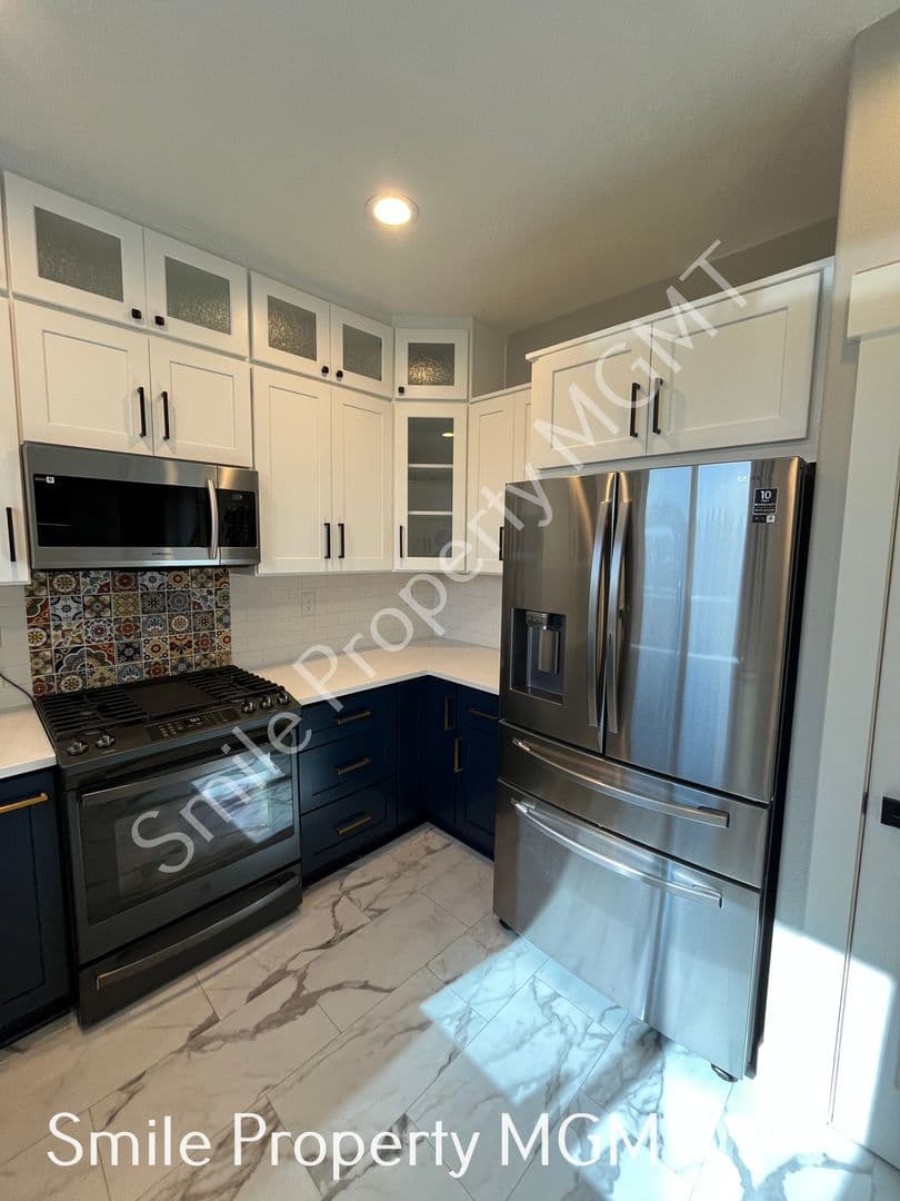 Hillsboro House: 4524 SE Oakhurst Street