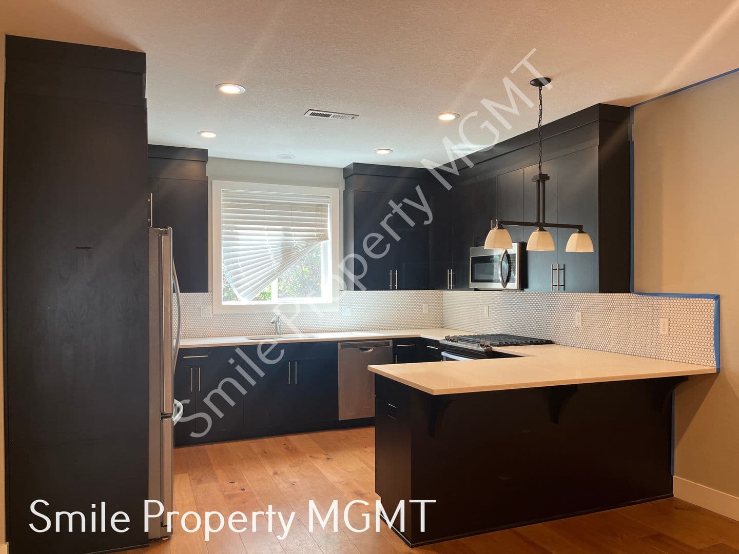 Portland Apartment: 2416 Southeast Morrison Street