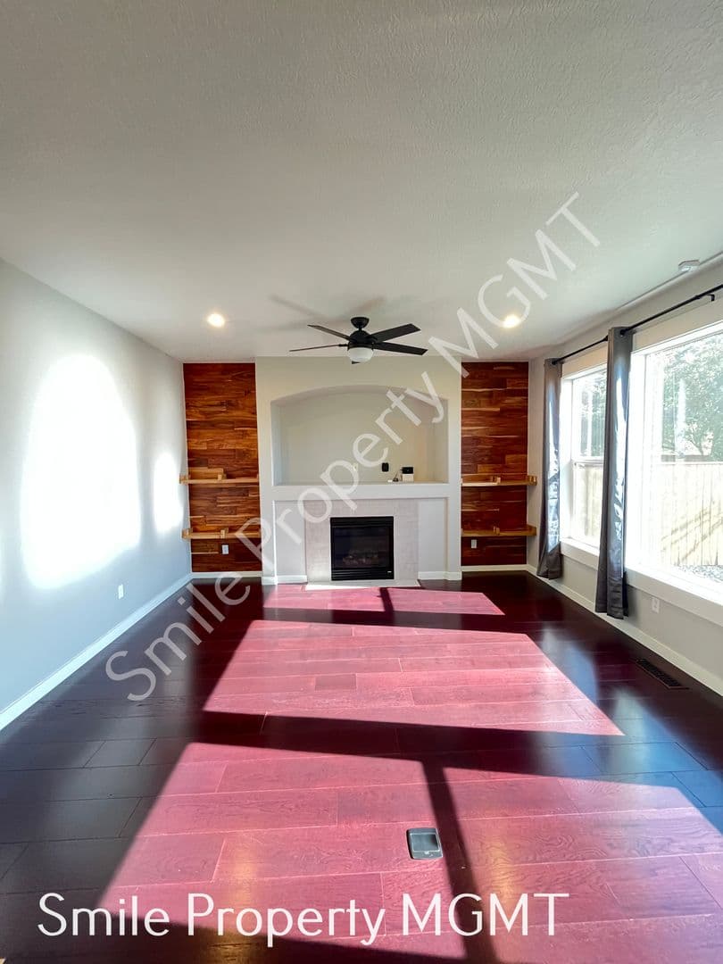 Hillsboro House: 4524 SE Oakhurst Street