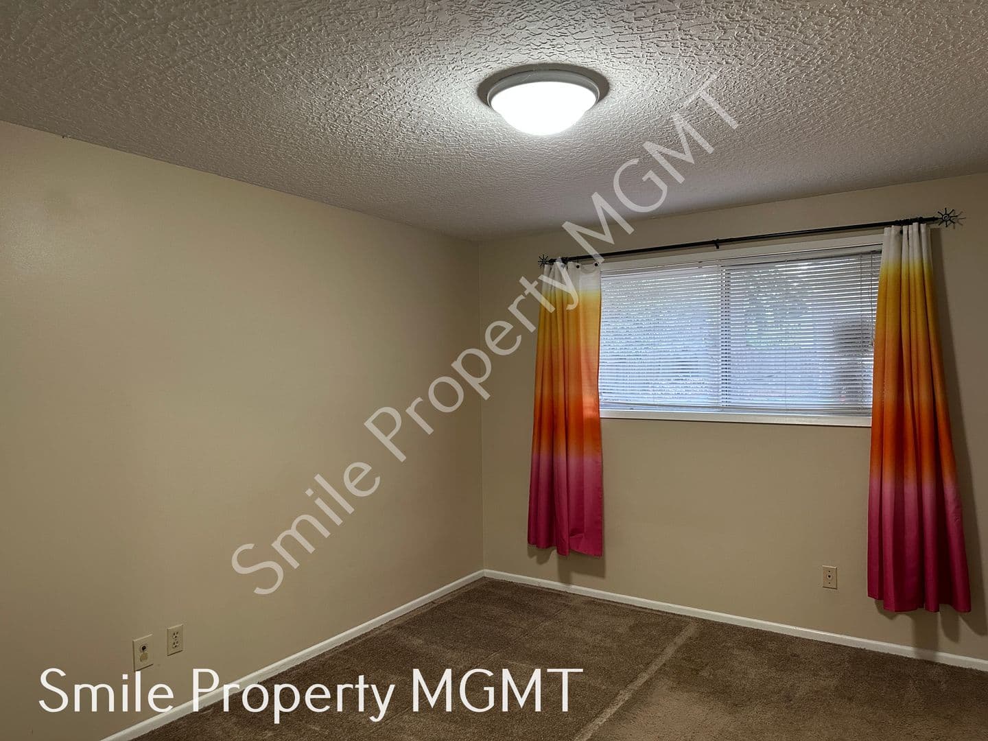 Portland House: 16927 Southeast Franklin Street