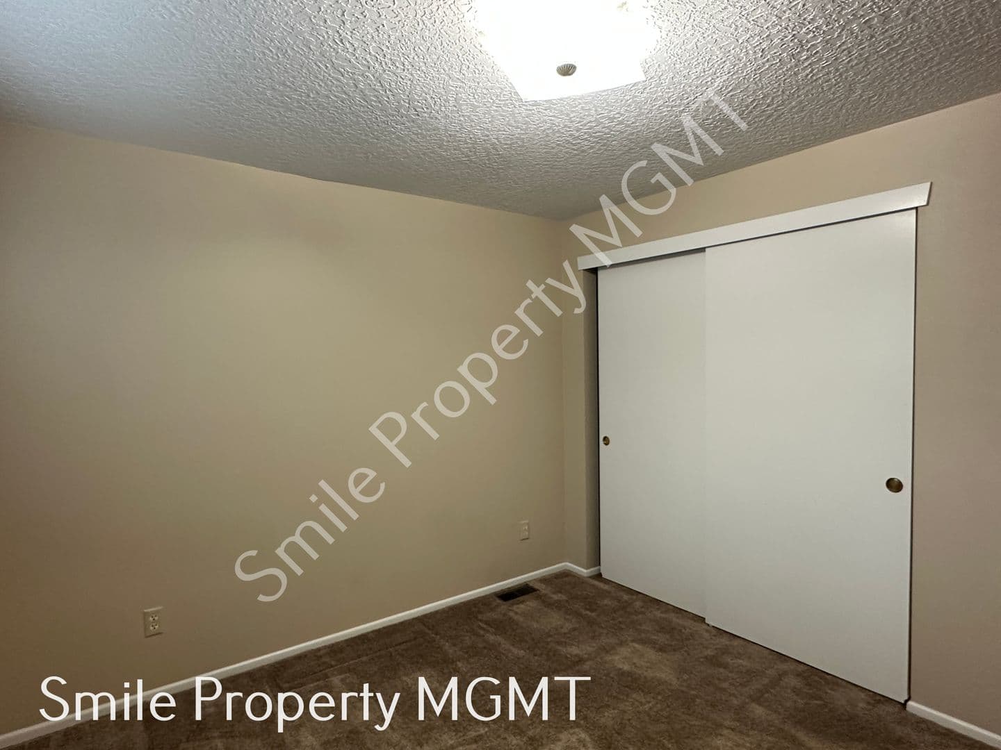 Portland House: 16927 Southeast Franklin Street