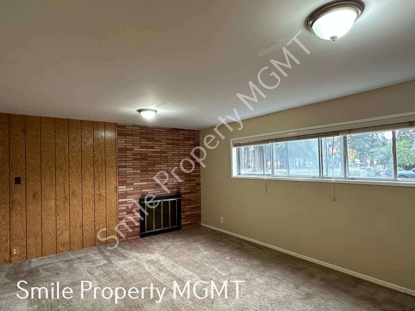 Portland House: 16927 Southeast Franklin Street