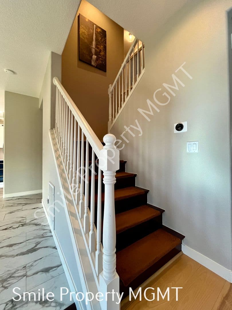 Hillsboro House: 4524 SE Oakhurst Street