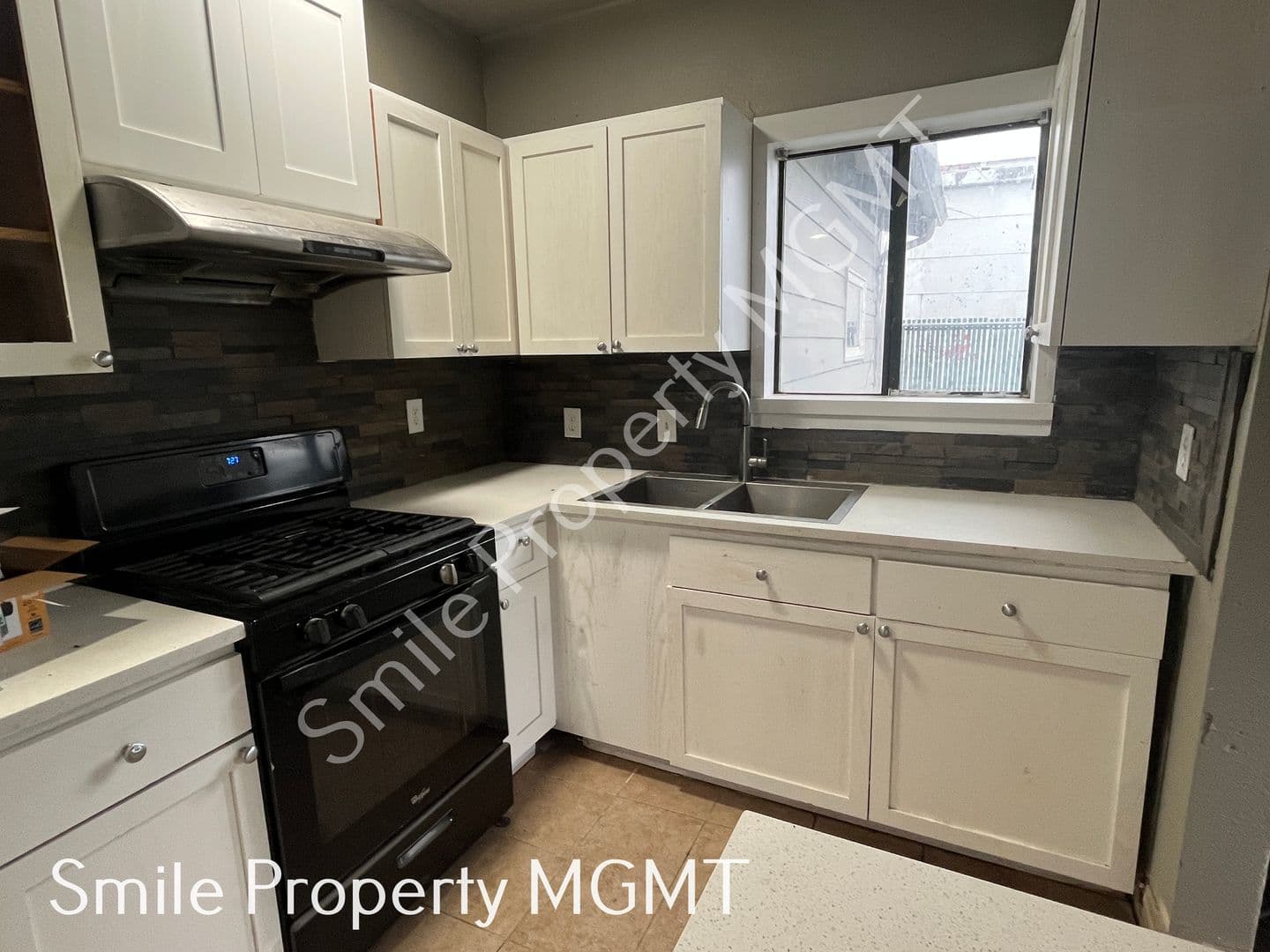 Portland House: 8148 Southeast Claybourne Street