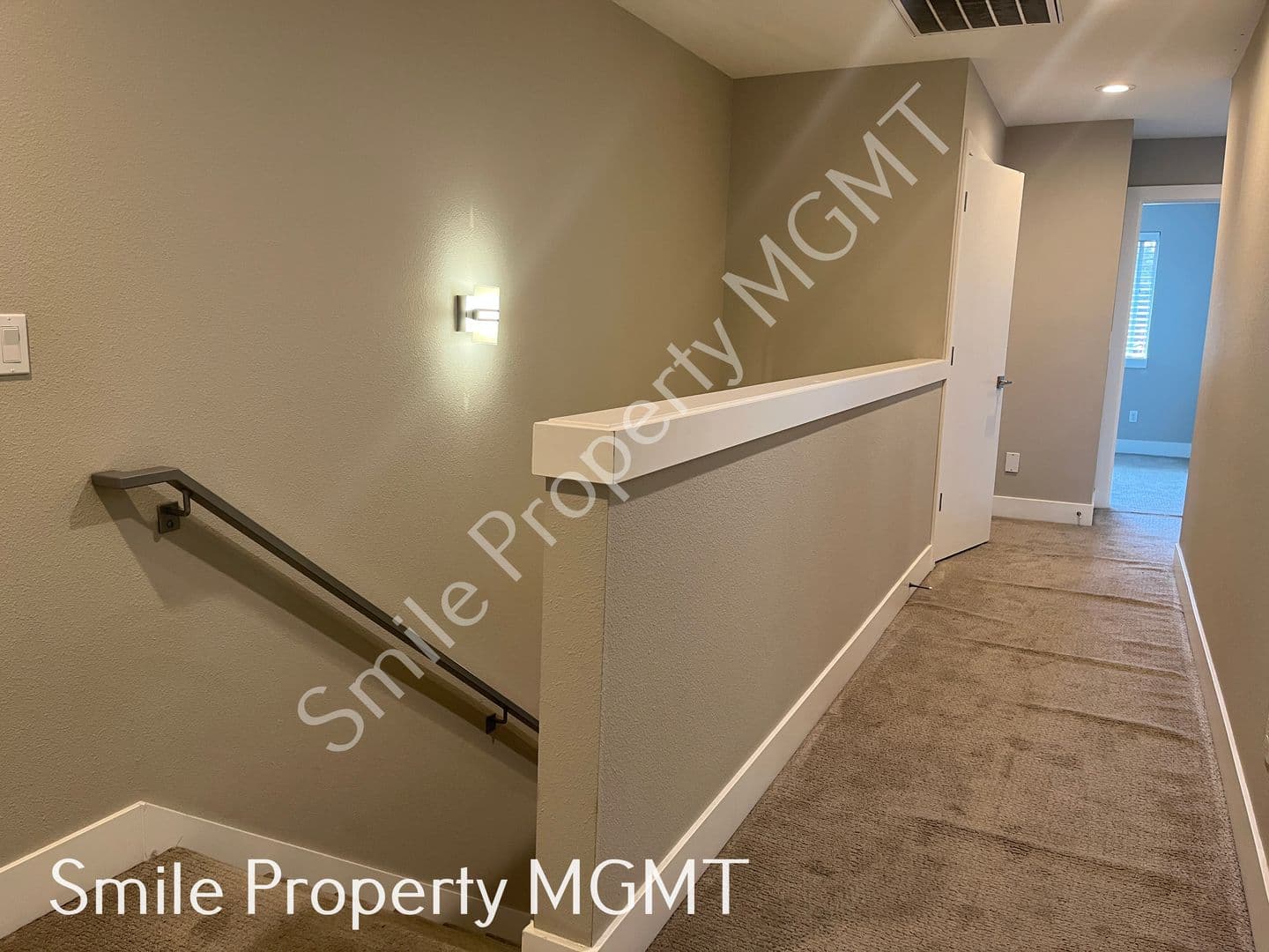 Portland Apartment: 2416 Southeast Morrison Street