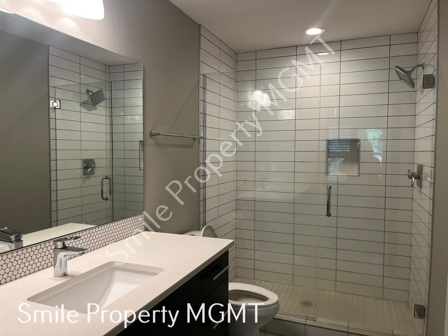 Portland Apartment: 2416 Southeast Morrison Street