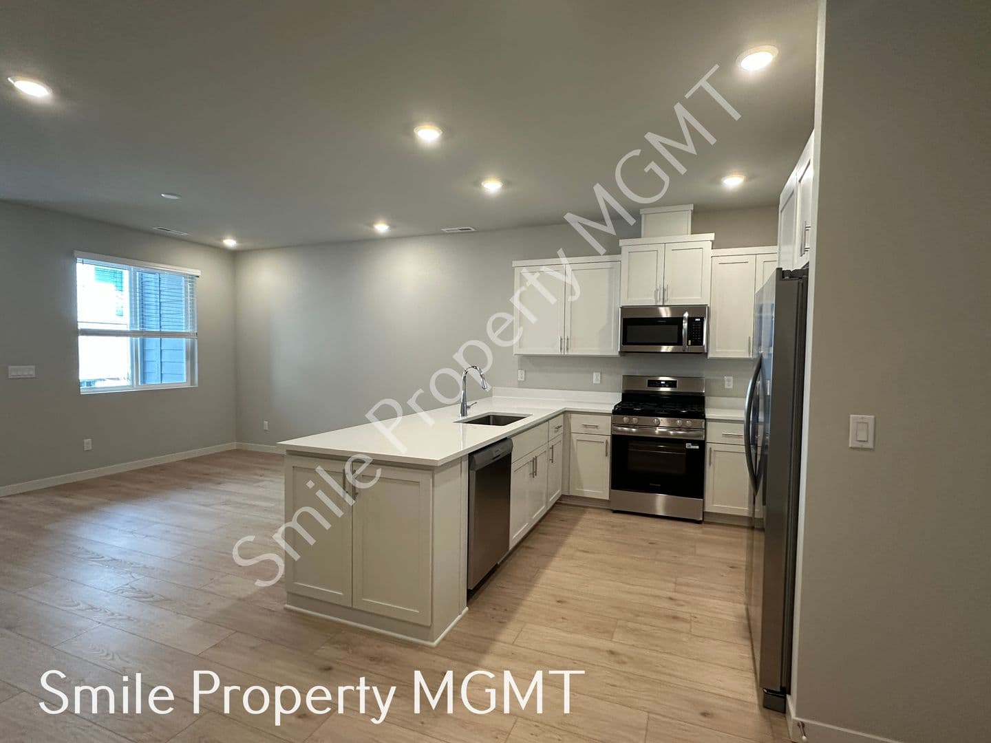 Tigard House: 16684 SW Darling Ln