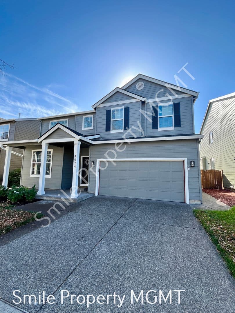 Hillsboro House: 4524 SE Oakhurst Street