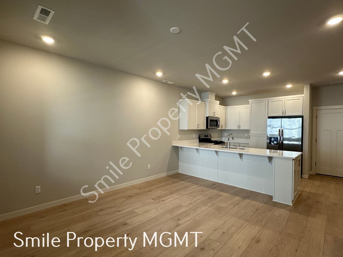 Tigard House: 16684 SW Darling Ln