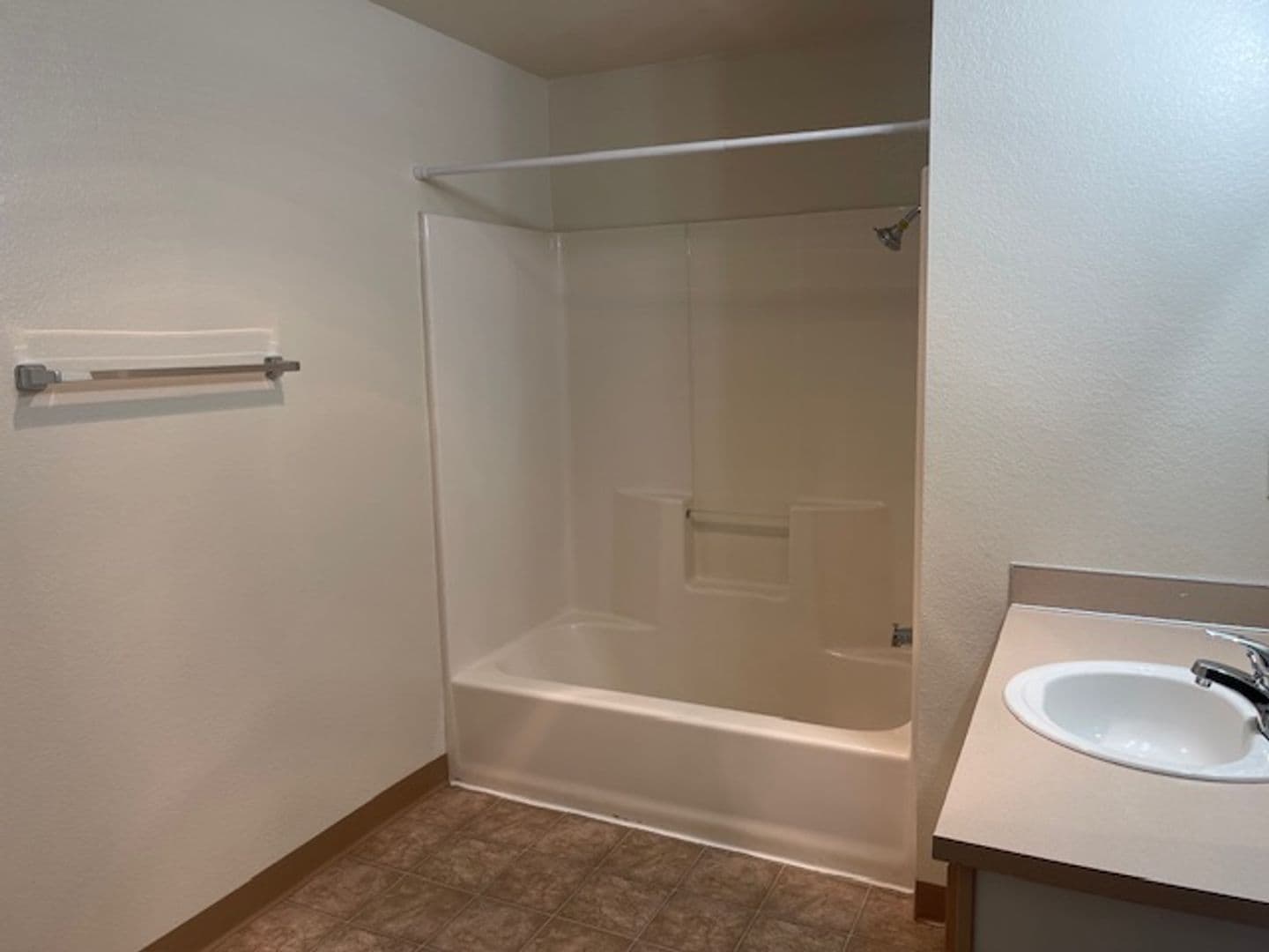 Salem Apartment: 1380 Seattle Slew Drive SE