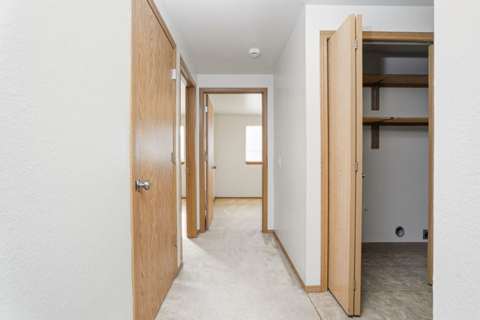 Salem Apartment: 2108 Red Oak Dr S