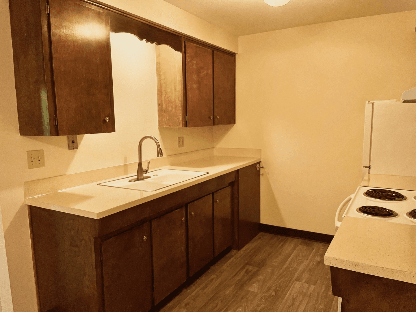 Salem Apartment: 1107 Hines Street SE