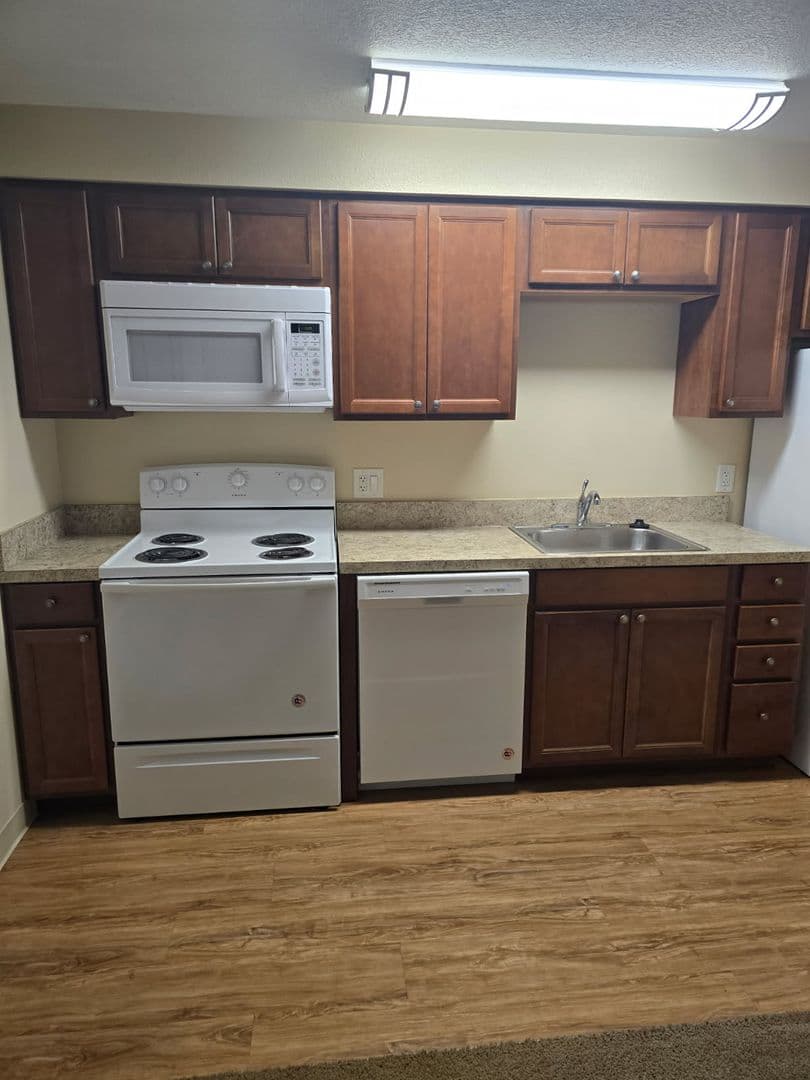 Albany Apartment: 1440 Geary Circle SE