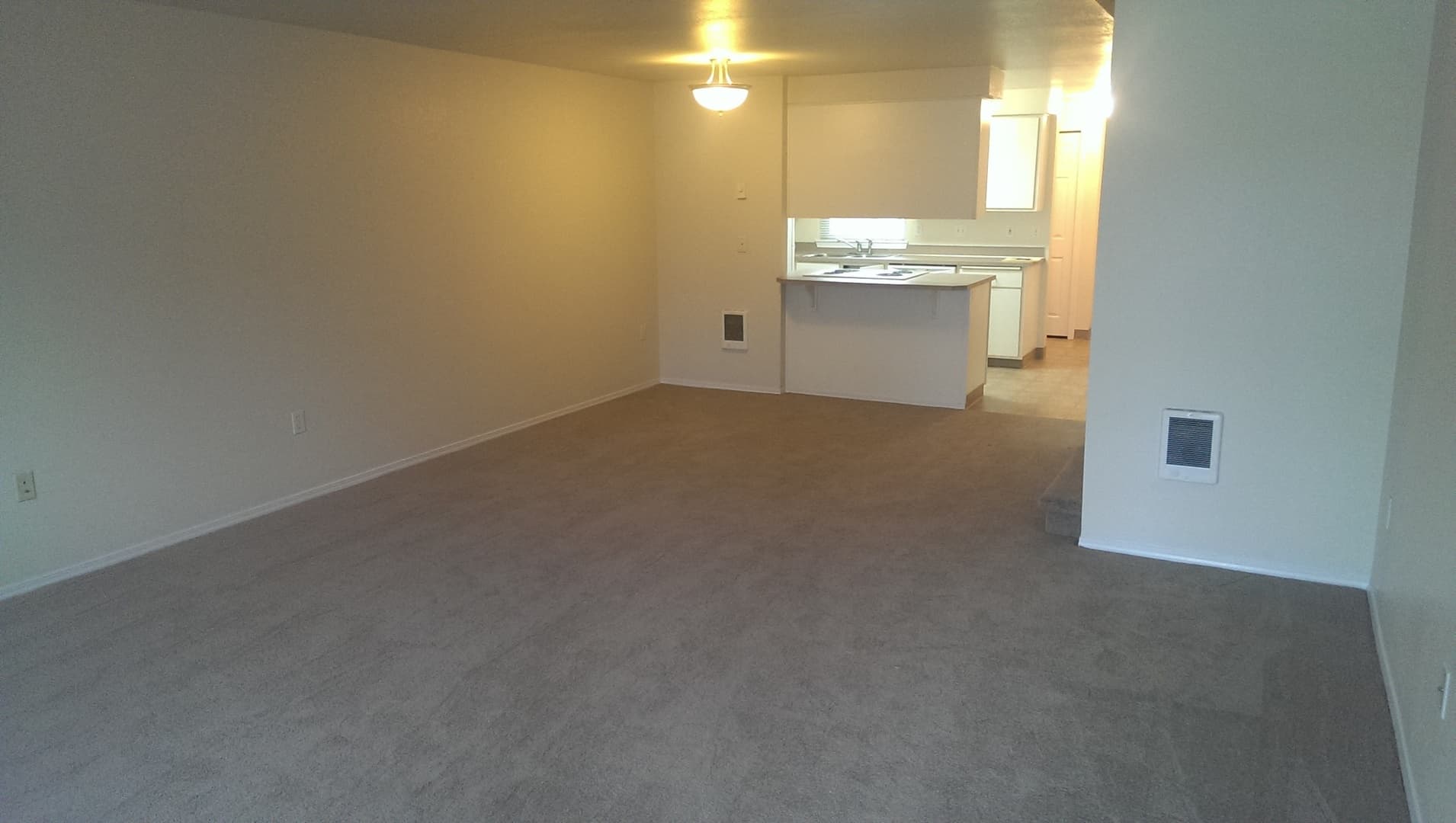 Salem Apartment: 1380 Seattle Slew Drive SE
