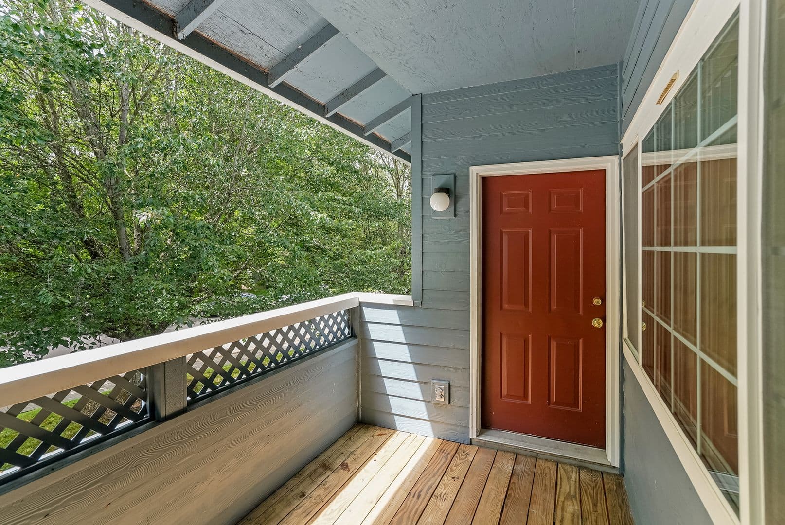 McMinnville Apartment: 2938 NE Evans St