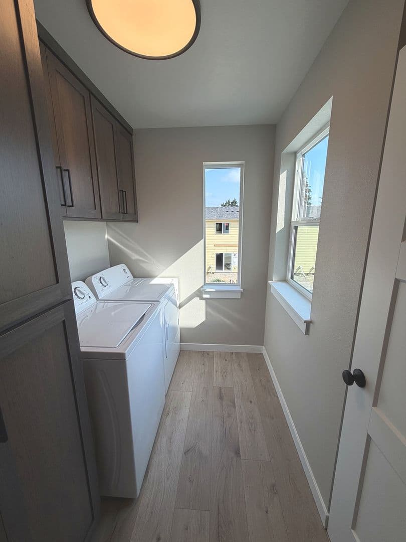 Keizer Apartment: 1125 Sally Lane NE