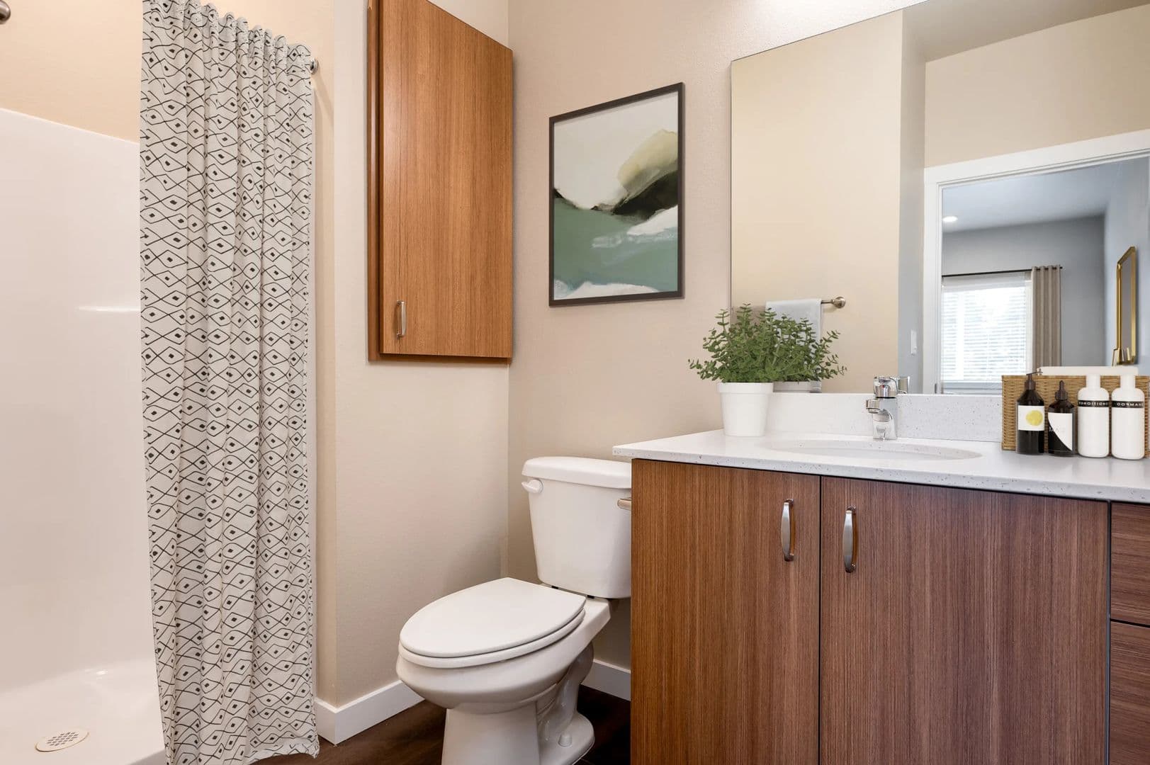 Salem Apartment: 4624 Lancaster Dr NE