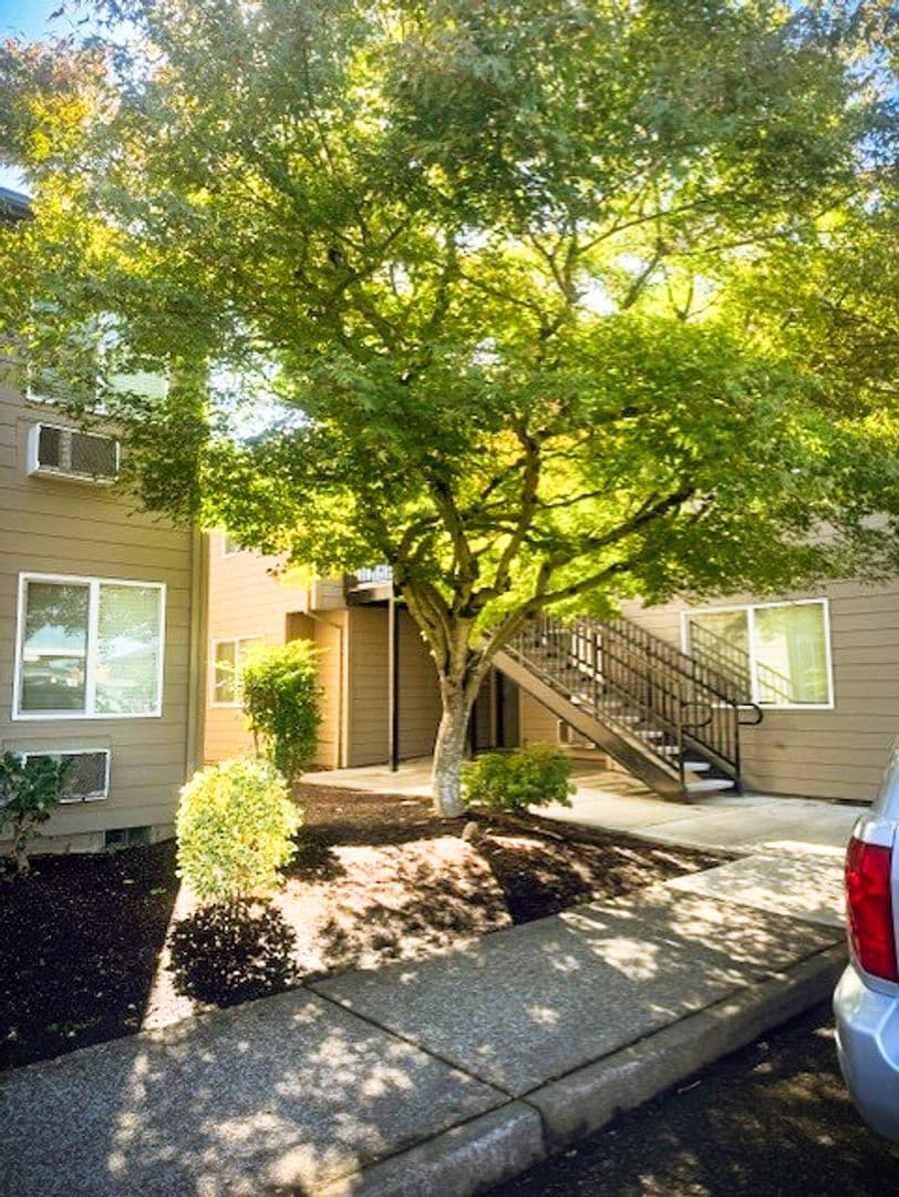 Keizer Apartment: 1026 Ring Street NE