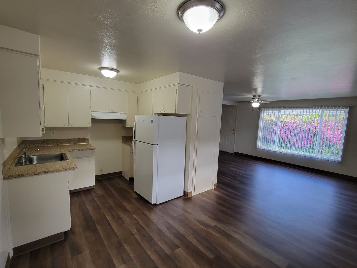 Salem Apartment: 4251 32nd Place NE