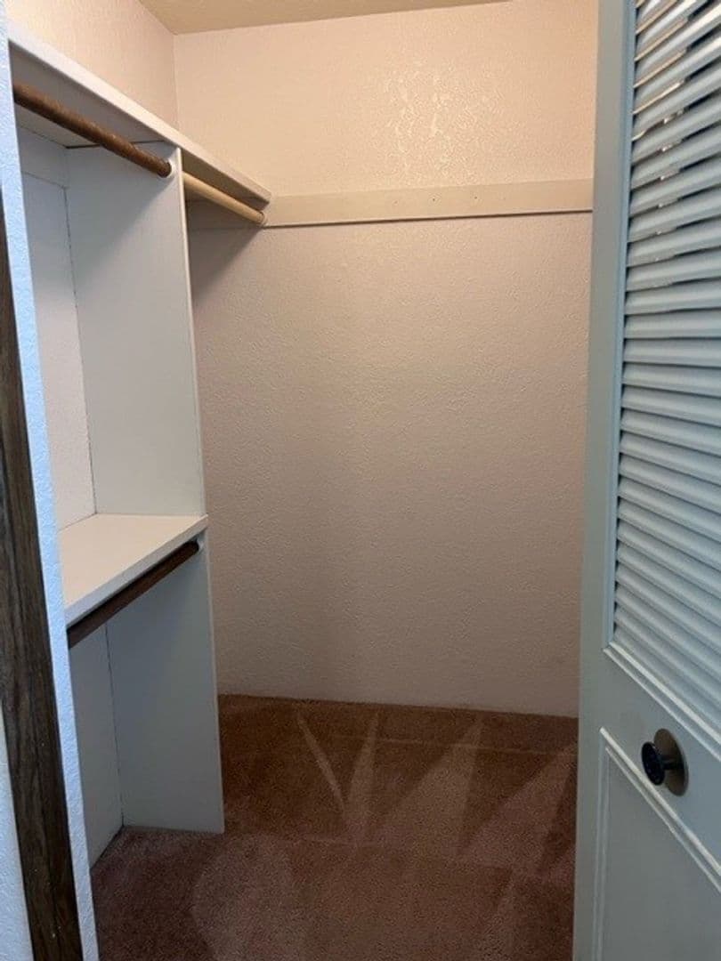 Keizer Apartment: 601 Chemawa Road N
