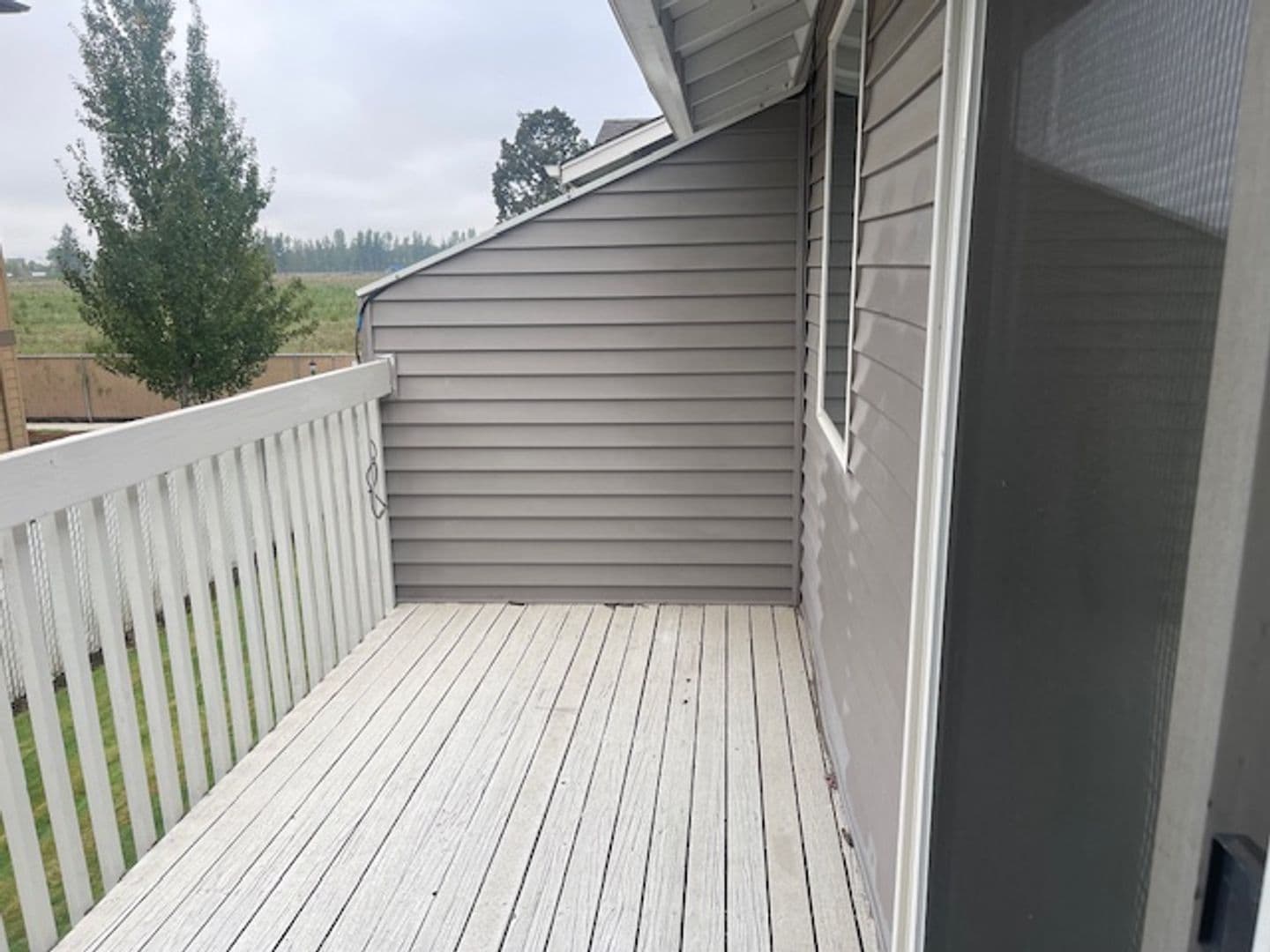 Salem Apartment: 1380 Seattle Slew Drive SE