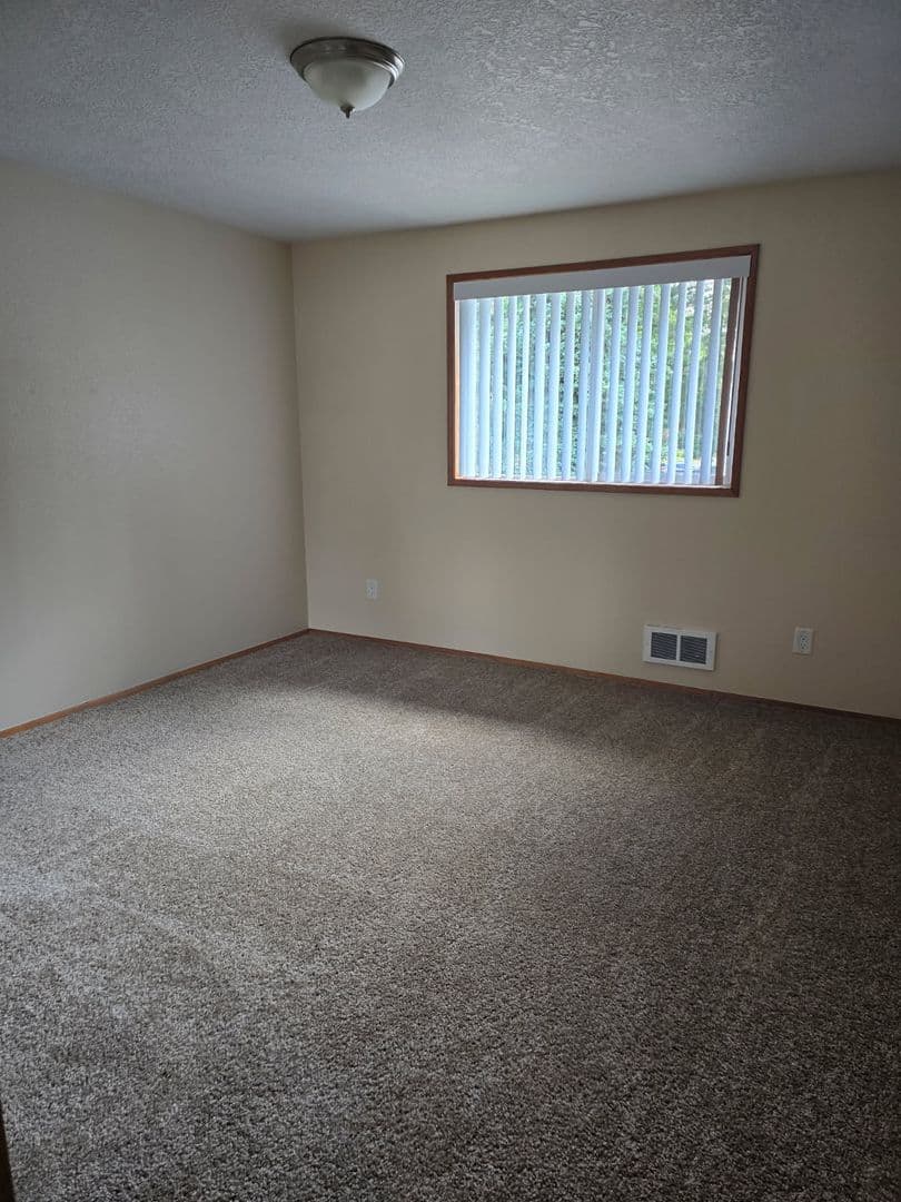 Albany Apartment: 1440 Geary Circle SE