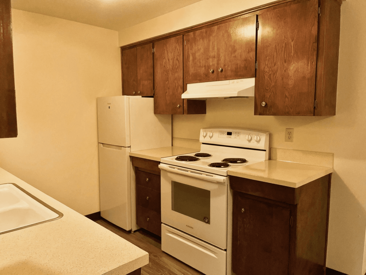 Salem Apartment: 1107 Hines Street SE