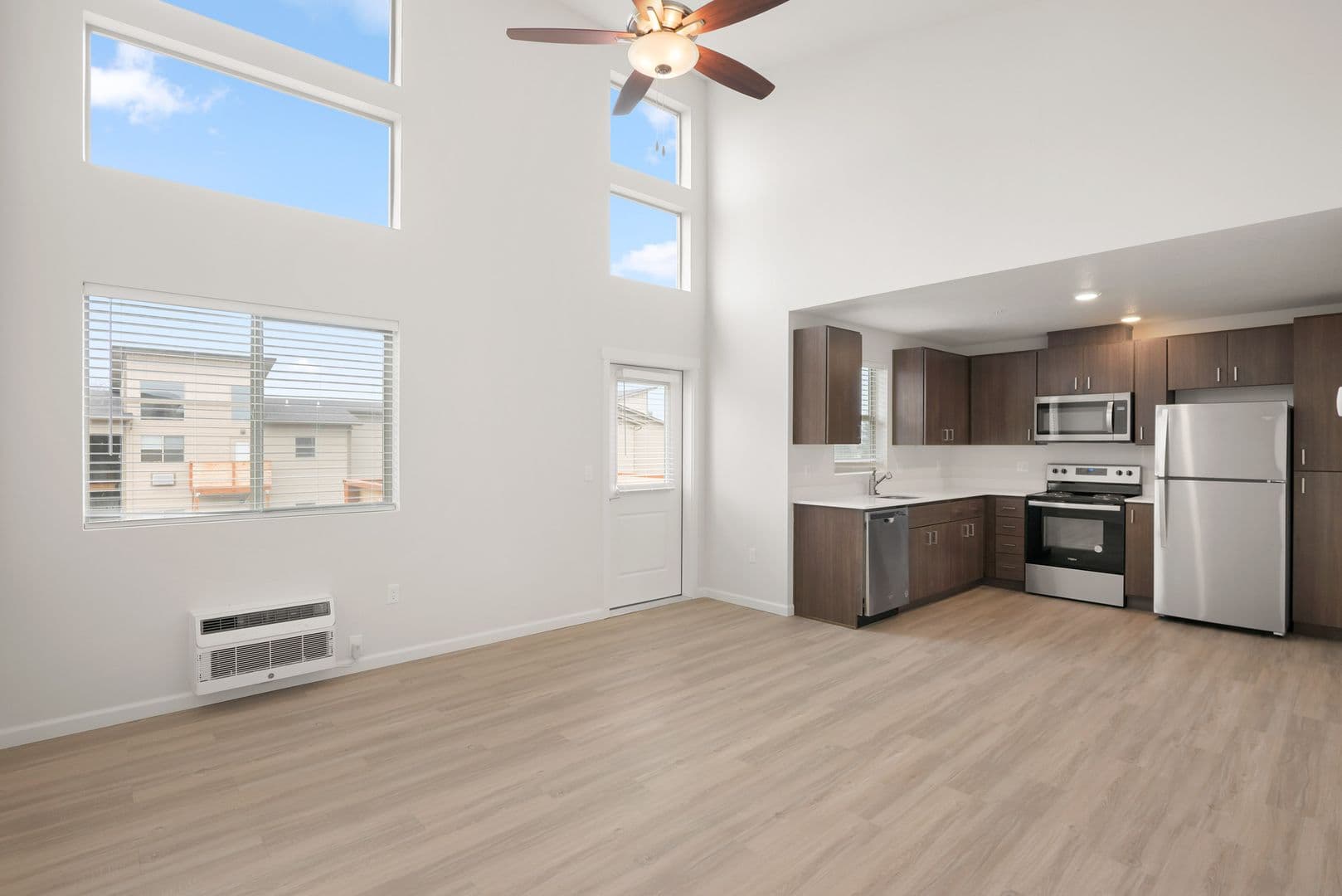 Salem Apartment: 4433 Mahrt Ave SE