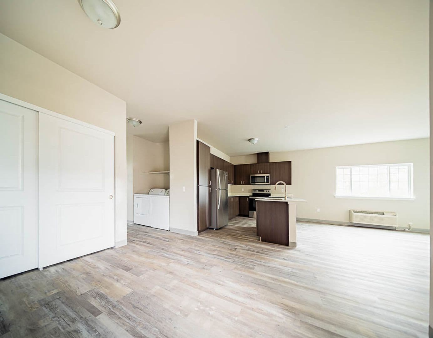 Lebanon Apartment: 2180 Franklin St