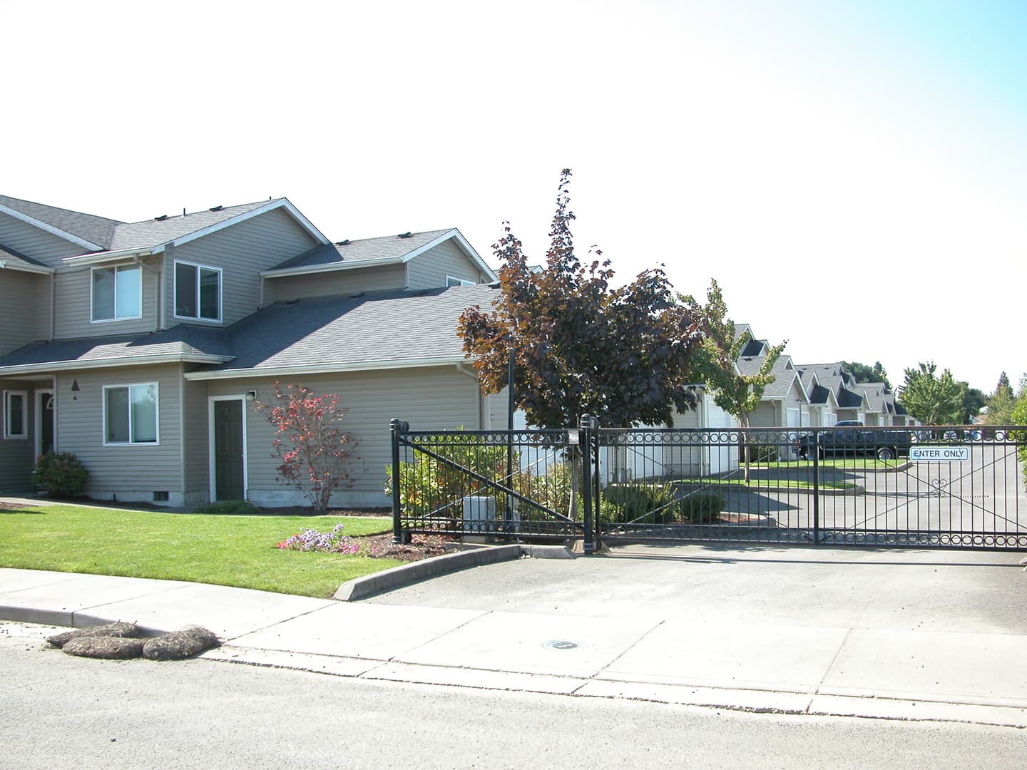 Salem Apartment: 1380 Seattle Slew Drive SE