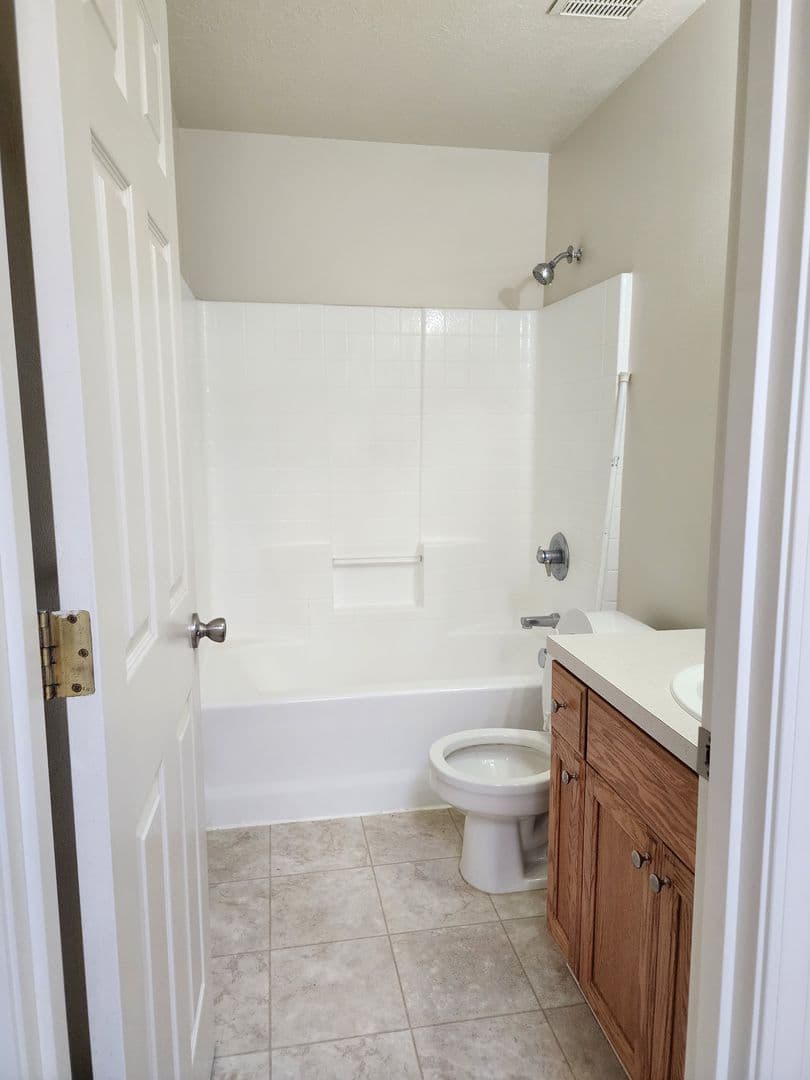Keizer Apartment: 1315 Bair Road NE