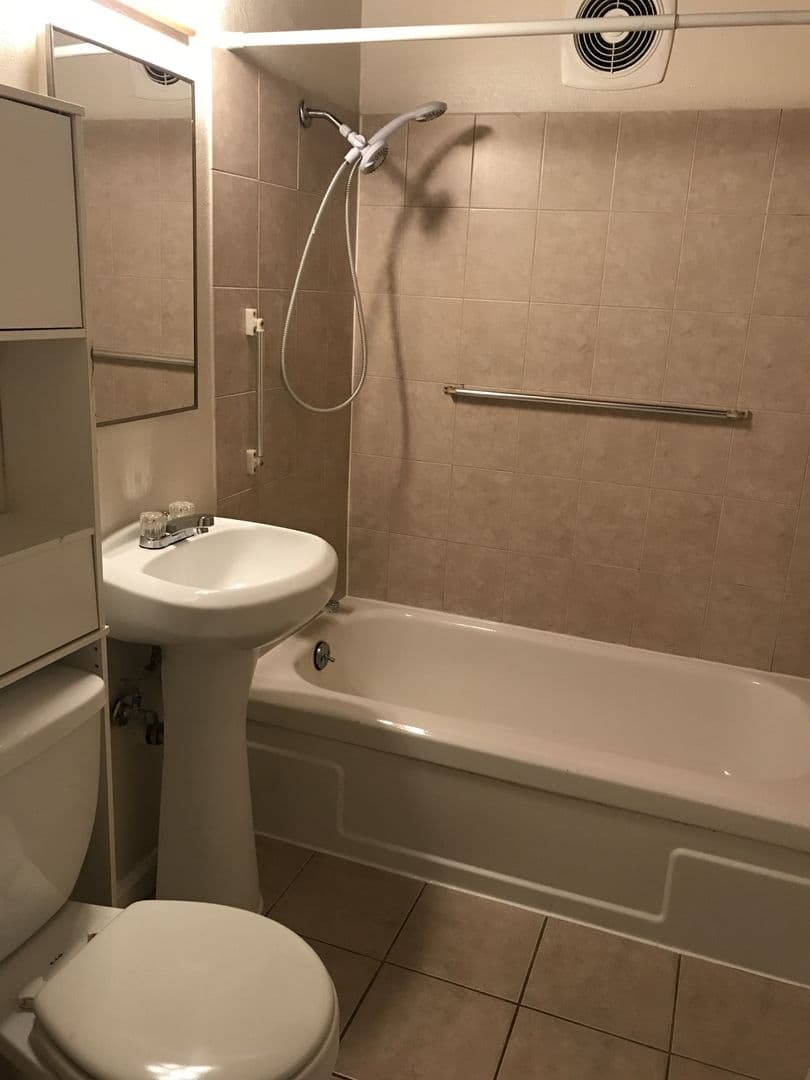 Albany Apartment: 2601 4th Avenue SE