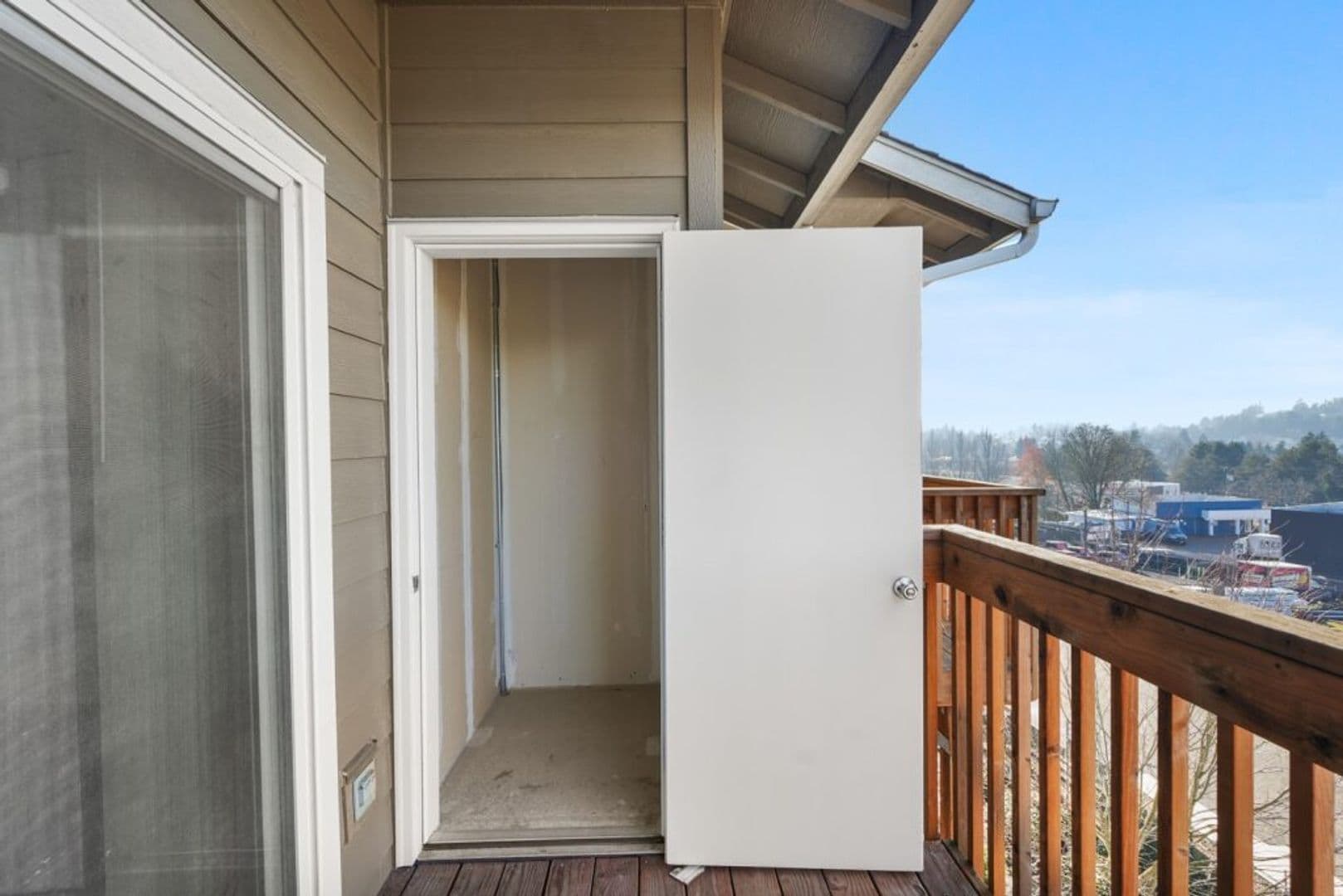 Salem Apartment: 1668 Baxter Rd SE, #100
