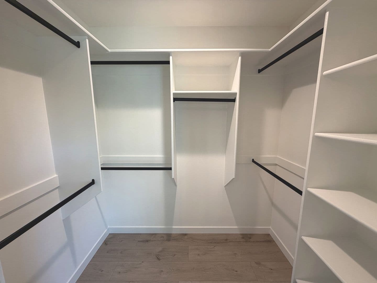 Keizer Apartment: 1125 Sally Lane NE