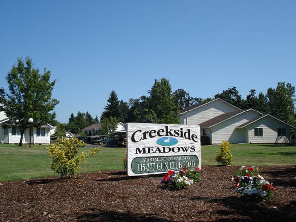 Independence Apartment: 205 N Gun Club Road