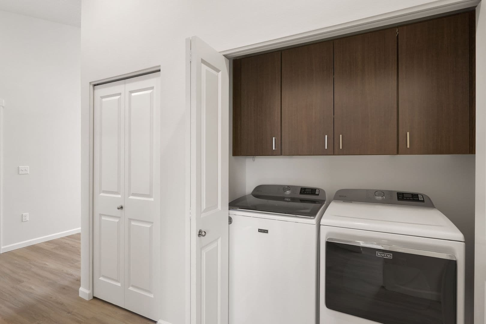 Salem Apartment: 4433 Mahrt Ave SE