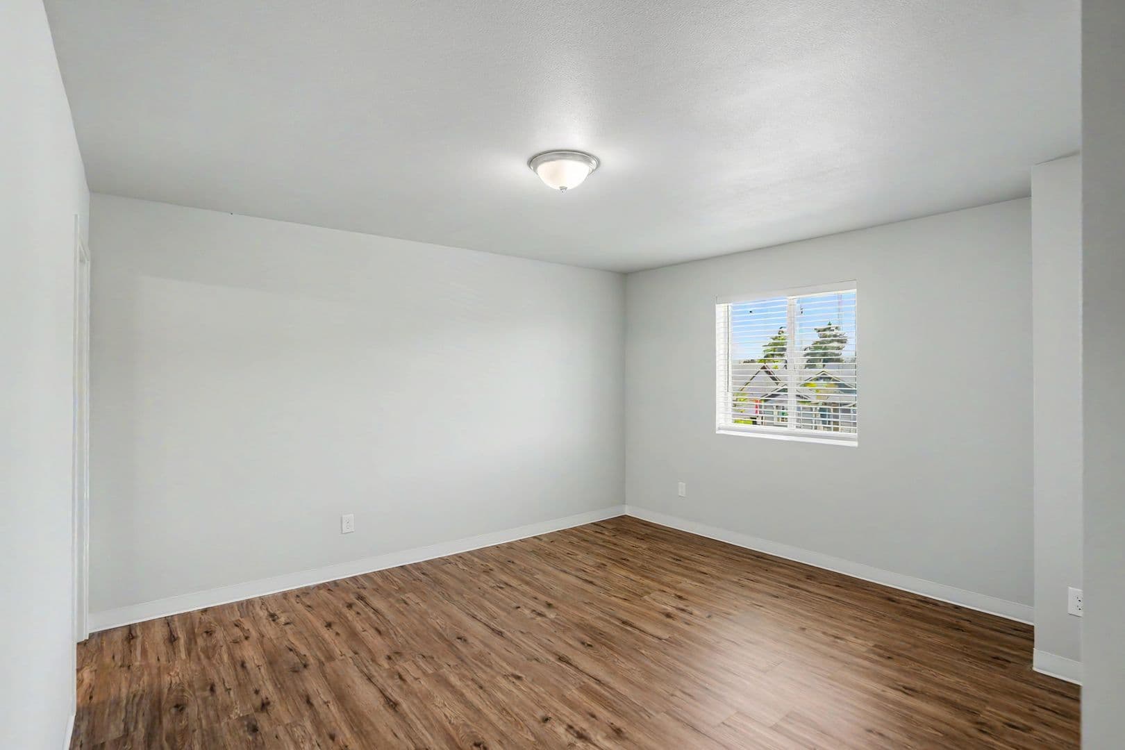 Salem Apartment: 1320 Mildred Lane SE