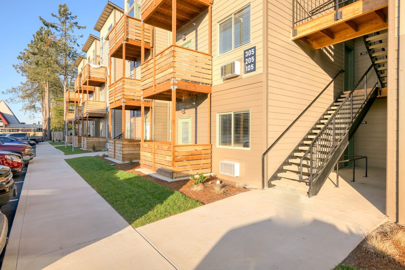 Salem Apartment: 4433 Mahrt Ave SE