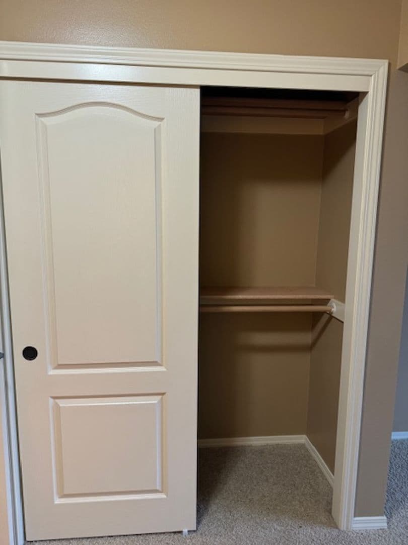 Salem Apartment: 4976 Turquoise Ave SE