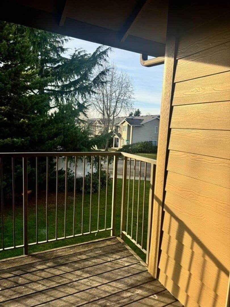Salem Apartment: 4976 Turquoise Ave SE